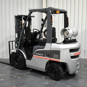 Nissan P1F2A25DU 2.5 Tonne Forklift (8059)
