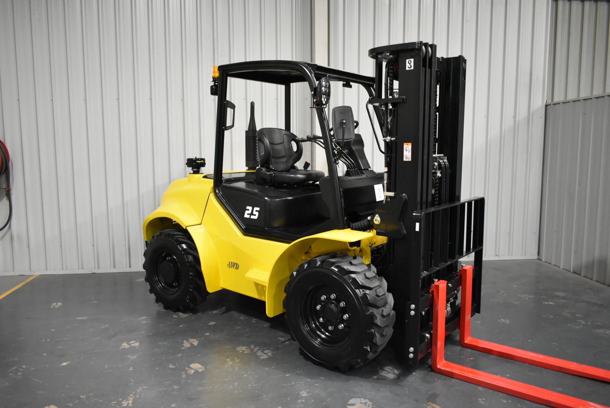 Liftsmart 2.5 Tonne All Terrain Forklift Hire (RT25) - Image 19
