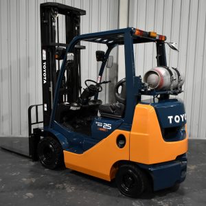 Used Toyota 8FGK25 2.5 Tonne Forklift For Sale with 6m Mast