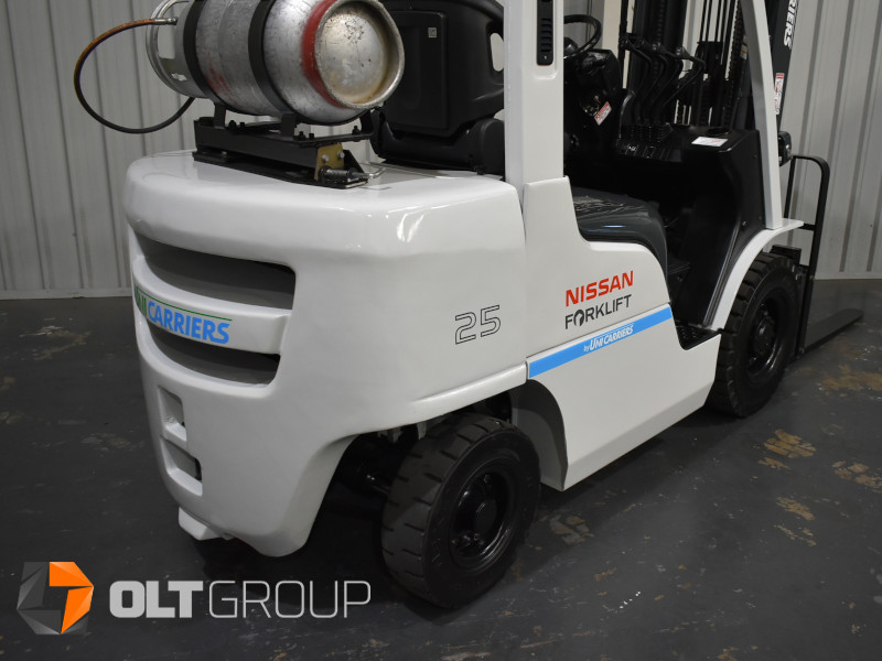 Unicarriers Nissan P1F2A25DU 2.5 Tonne Forklift with Fork Positioner (8131) - Image 11