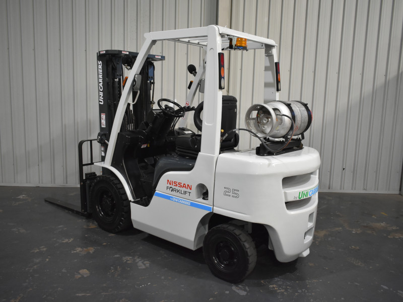 Used Unicarrier Nissan P1F2A25DU 2.5 Tonne Forklift For Sale