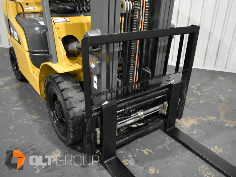CAT GP25NT 2.5 Tonne Forklift with Fork Positioner - SOLD (7589) - Image 7