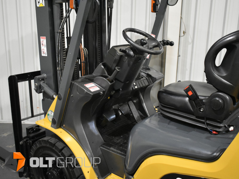 CAT GP25NT 2.5 Tonne Forklift with Fork Positioner - SOLD (7589) - Image 14