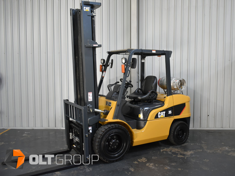 CAT GP35NT 3.5 Tonne Forklift with Fork Positioner (8157) - Image 3