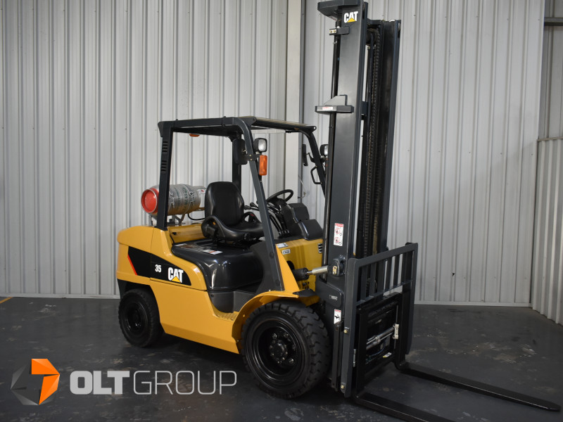 CAT GP35NT 3.5 Tonne Forklift with Fork Positioner (8157) - Image 5
