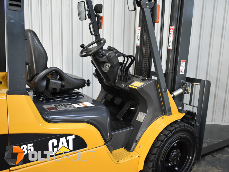 CAT GP35NT 3.5 Tonne Forklift with Fork Positioner (8157) - Image 10