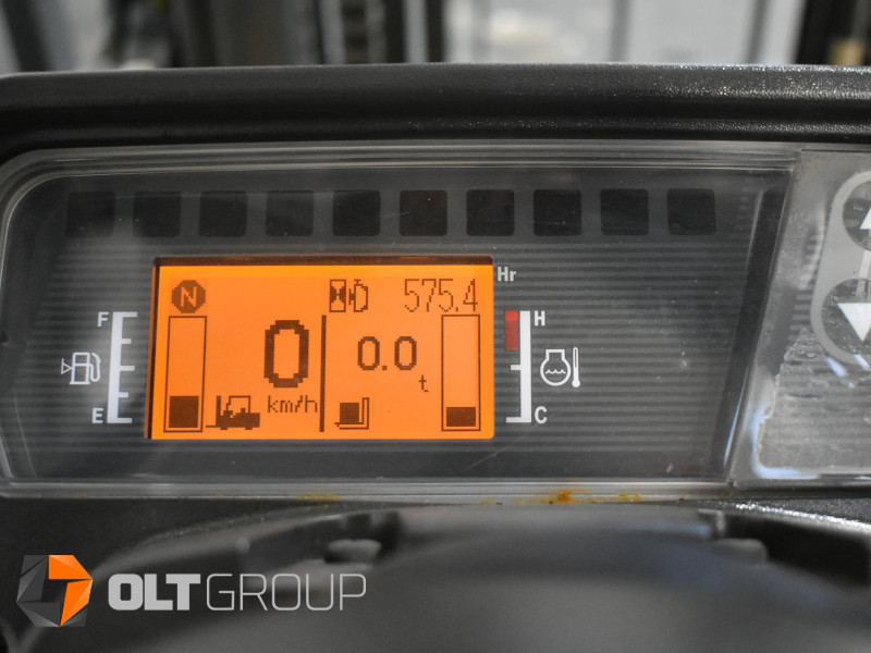 CAT GP35NT 3.5 Tonne Forklift with Fork Positioner (8157) - Image 16