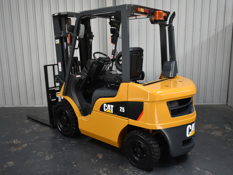 Used CAT GP25NT 2.5 Tonne Diesel Forklift For Sale