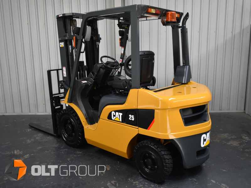 Used CAT GP25NT 2.5 Tonne Diesel Forklift For Sale