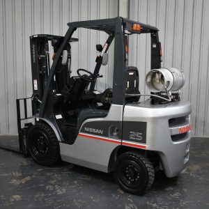 Used Nissan 2.5 Tonne Forklift For Sale